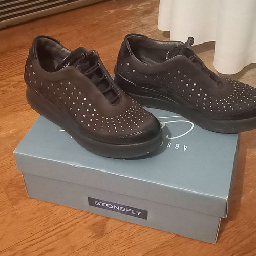 Stonefly anatomic shoes used, black with blue