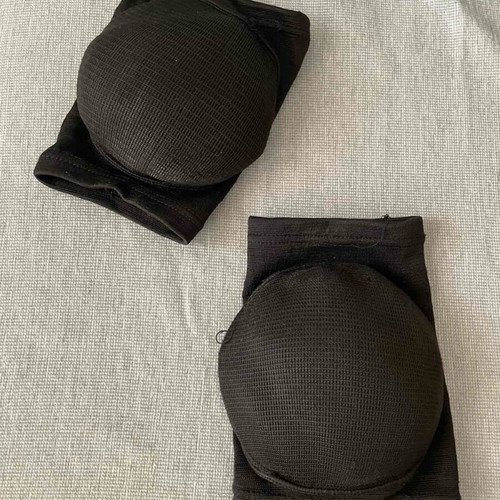 Volleyball knee pads used in excellent condition