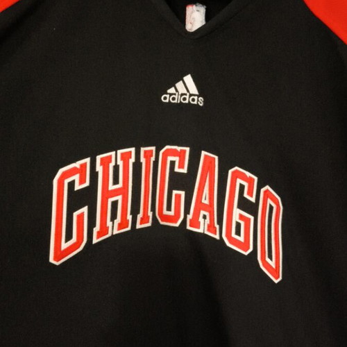 Chicago Bulls 3XL Long Sleeve Warm-Up Shirt like new