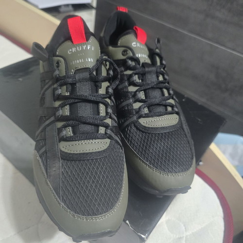 Cruyff Fearia sneakers size 42 new, green