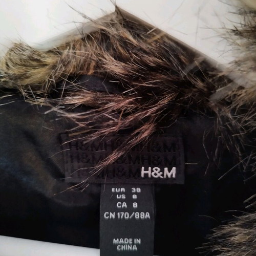 Αμάνικο γούνινο γιλέκο H&M σαν καινούργιο, καφέ μπεζ, μέγεθος 38
