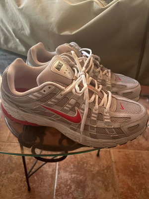 Nike Shoes like new, size 44 EU, sport style