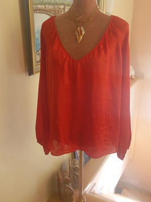 Michael Kors blouse used red with Murano necklace