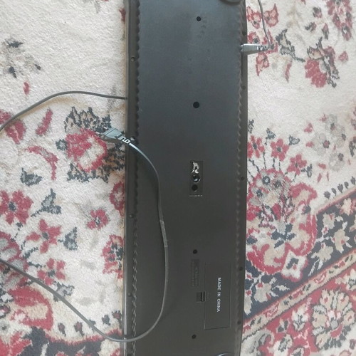 Electronic keyboard for children used, missing one key
