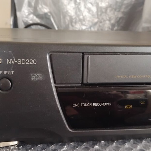 Panasonic NV-SD220 VCR with Super Drive mechanism