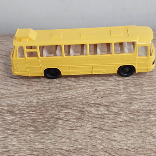Mercedes 302 Joytoy bus toy new