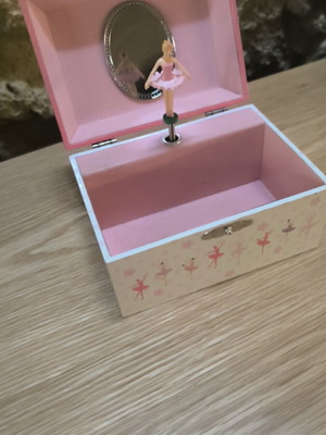 Music jewelry box new