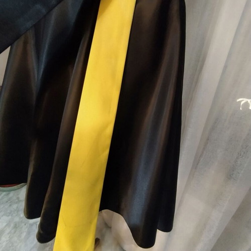 Evening dress like new with black sequins and yellow fabric