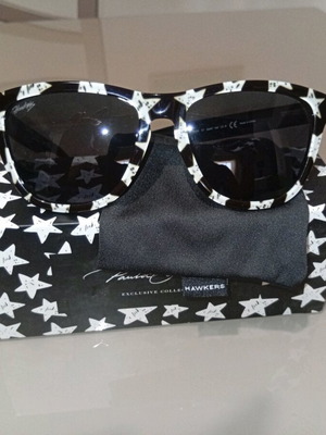 Αχρησιμοποίητα γυαλιά ηλίου Hawkers exclusive collection