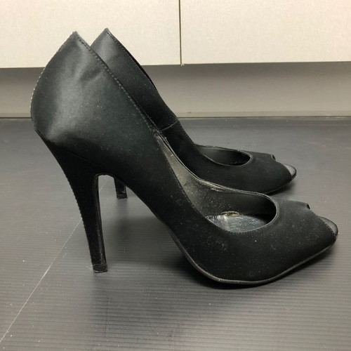 Sante Satin Peep Toe Heels Size 38 New with Rhinestones