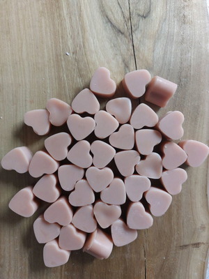 Wax melts 10 heart shapes made of plant wax with tsoureki scent new