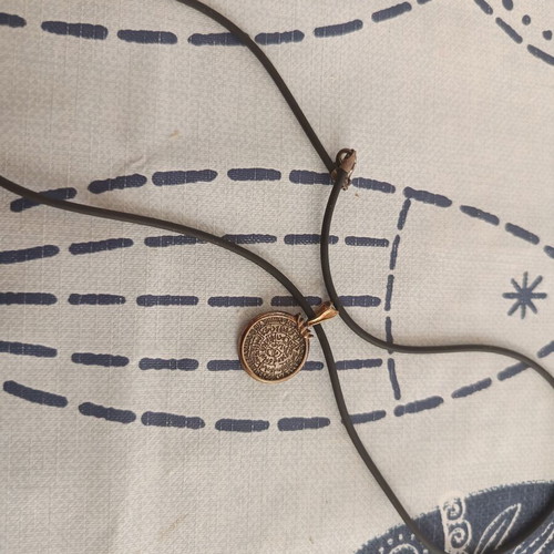 Silver 925 pendant with Phaistos disc and necklace like new