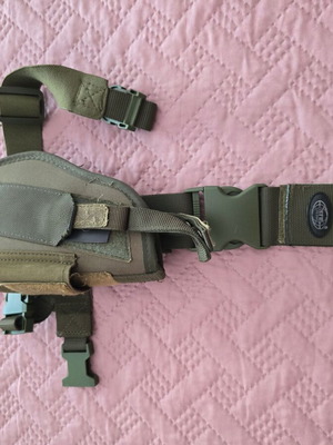 Thigh gun holster for airsoft and military use