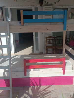 Triple bunk bed for children and teens, pine wood