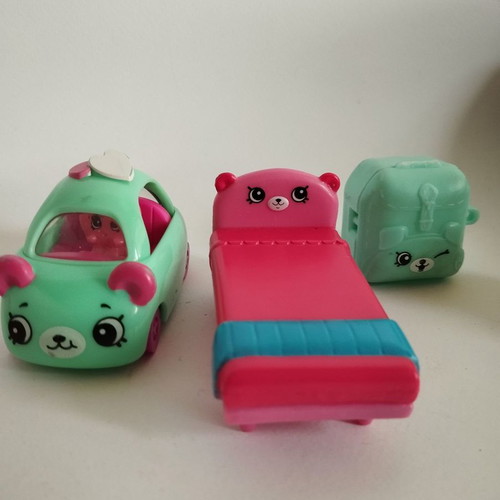 Shopkins figures used, pack of 21 pieces