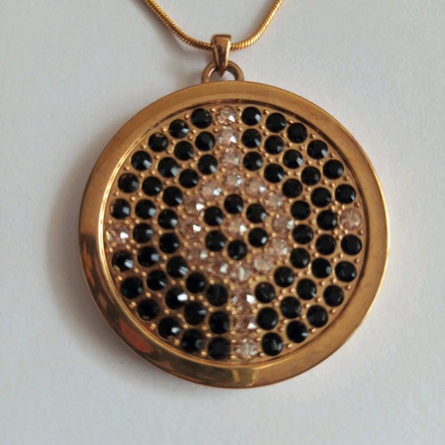 Women's pendant used, gold Fo with black rhinestones