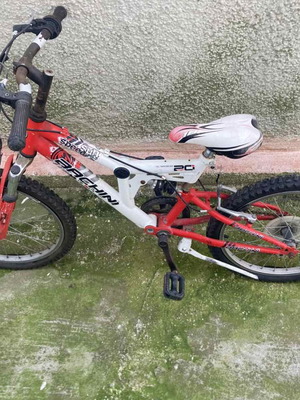 Children's bicycle used