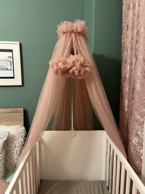 Mosquito net in rotten apple shade like new with base