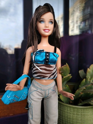 Fashion Fever Barbie 2007 like new