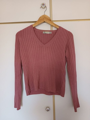 Zara pink ribbed long-sleeve sweater used, slim fit