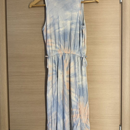 H&M summer dress 10-12 years, like new, tropical print