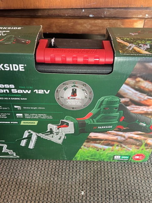 Parkside σπαθοσεγα μπαταρίας 12v καινούργιο, με μπαταρία και φορτιστή