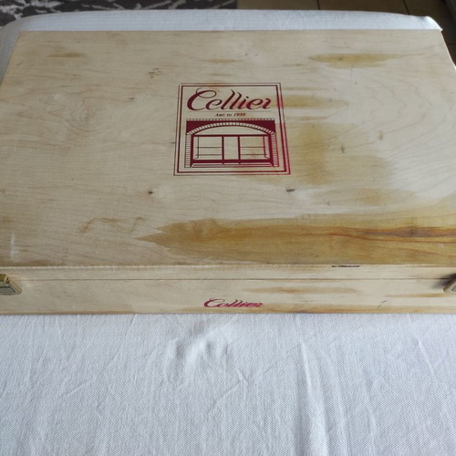 Wooden gift wine box large used