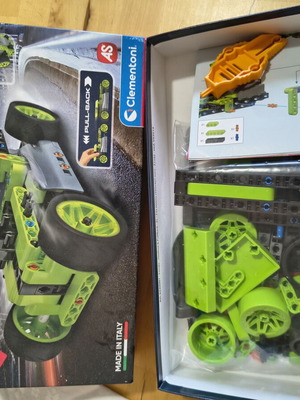 Engineering Workshop STEM Toy with Racing Car and Truck Models