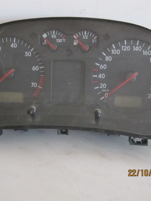 Καντράν για VW Golf 4 '98-'04 μεταχειρισμένο, κωδικός 1J0920801B