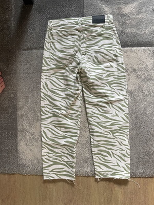 Bershka jeans size S like new, green, lightweight material