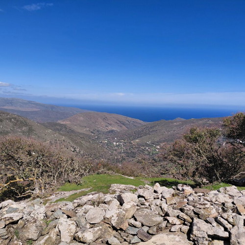 Land plot in Arni, Andros, 3 stremmata with sea view, water and electricity