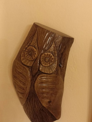 Handmade wood-carved owl like new, walnut wood wall decoration