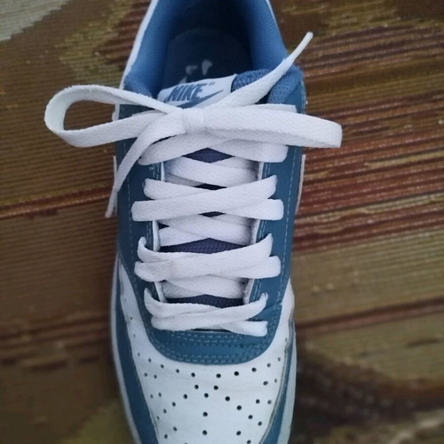 Nike Phantom sneakers size 38.5 like new, white and turquoise