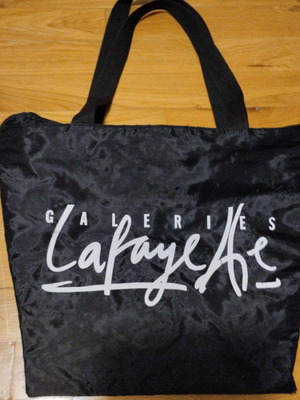 Galeries Lafayette shoulder bag used, black
