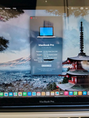 MacBook Pro 13inch Mid 2012 like new with 500GB SSD and 16GB RAM