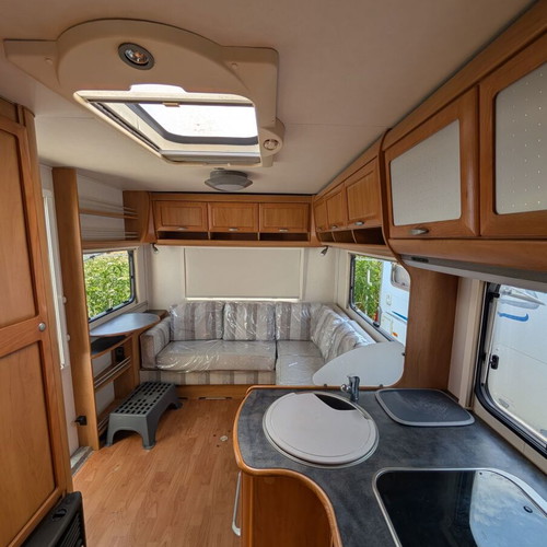 Hymer Nova 555 Caravan in good condition with documents