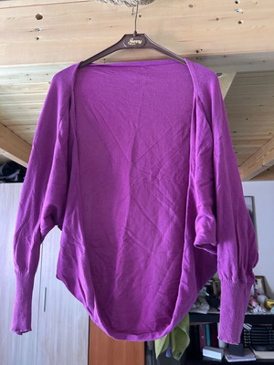 Sisley cardigan like new, purple color