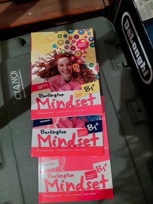 Burlington Mindset B1+ in excellent condition, teacher's book, test book & workbook