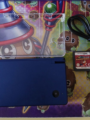 Nintendo DSi console with minor scratches and non-working L and R buttons