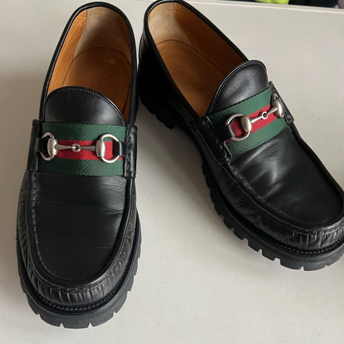 Gucci elegant black leather shoes like new, size 43.5
