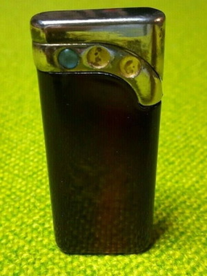 Super Windproof Vintage gas lighter used from 70s/80s