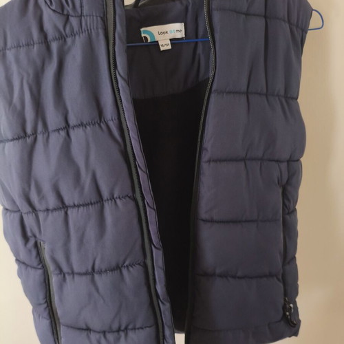Children's vest with hood and pockets like new, size 146 cm, blue