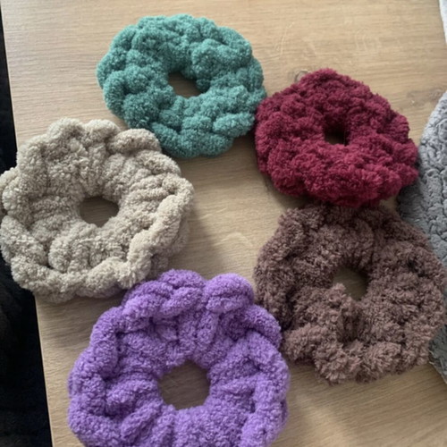 Puffy scrunchie set of 5 new
