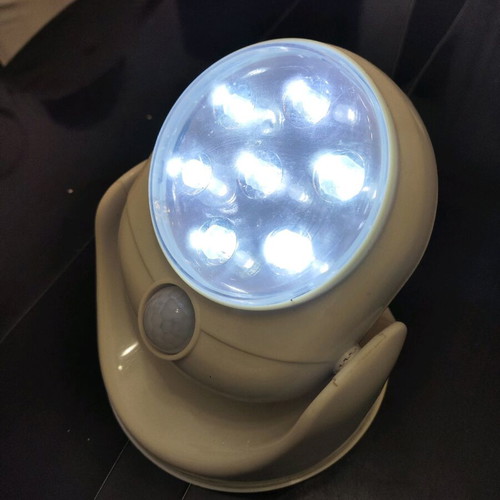 Wireless LED light used with motion sensor