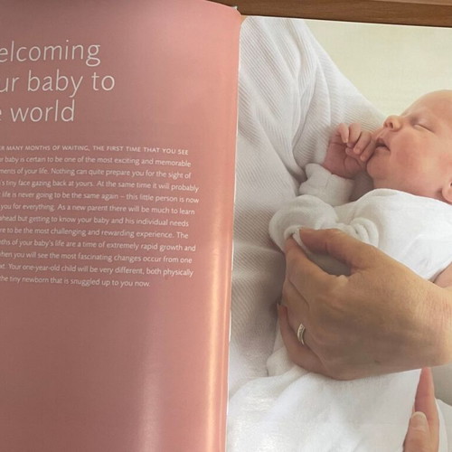 The Contented Baby’s First Year βιβλίο σαν καινούργιο, Gina Ford