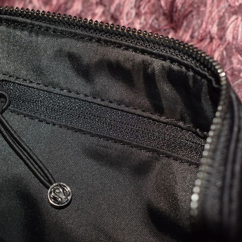 Lululemon bag wallet black used neoprene with zipper and carabiner