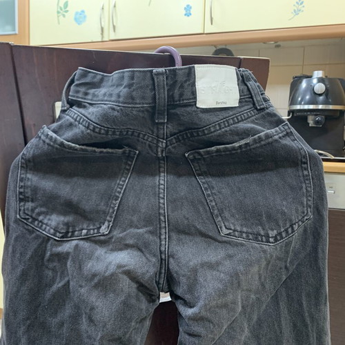 Bershka women's black jeans like new, size 32