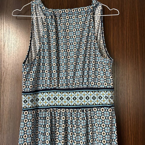 Dress No S, extremely impressive, for morning and evening.