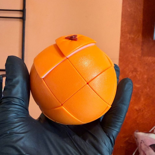 3D Orange Puzzle like new, anti-stress mystery