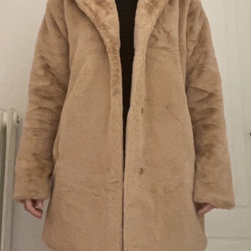 Faux Fur Coat beige new, size S-M